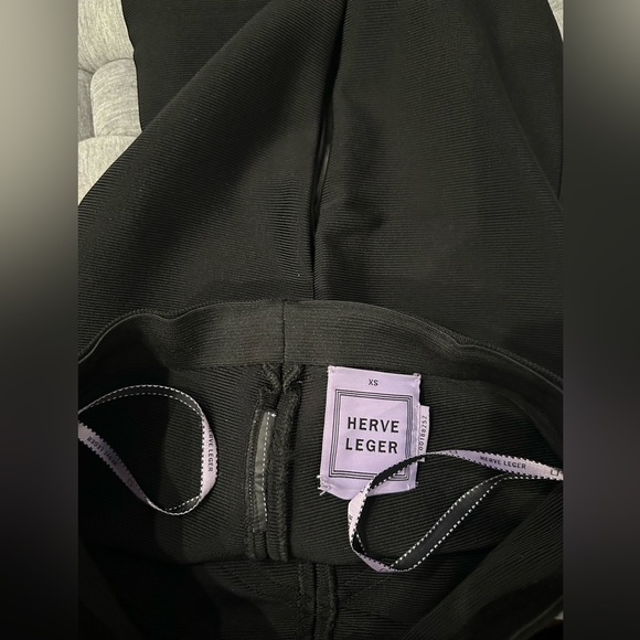 Herve Leger cropped black leggings size extra small - Picture 8 of 14